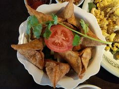 -大头虾越式风味餐厅(光明广场店)