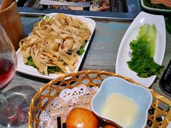 -犇牛记·鲜牛肉火锅