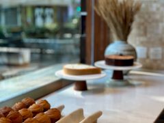 -VERIE BAKEHOUSE