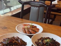 -侬佳蒸菜馆(听潮店)