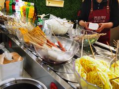 -百品聚旋转火锅(万德庄店)