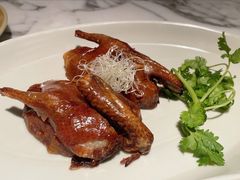 妙龄脆皮乳鸽-杭州君悦酒店·湖滨28中餐厅