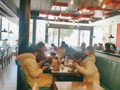 大堂-李先生牛肉面大王(上海站南广场店)
