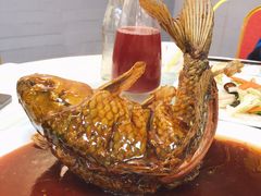 罾蹦鲤鱼-奥华餐厅·老张记(台基厂店)