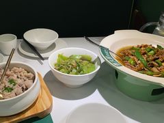 -费大厨辣椒炒肉(高铁吾悦广场店)