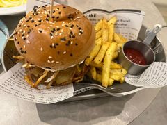 手工牛肉汉堡-Yum Yum 土耳其风味餐厅(万达尊店)