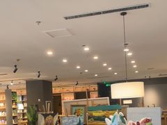 -魔方城市书房(中街益田店)