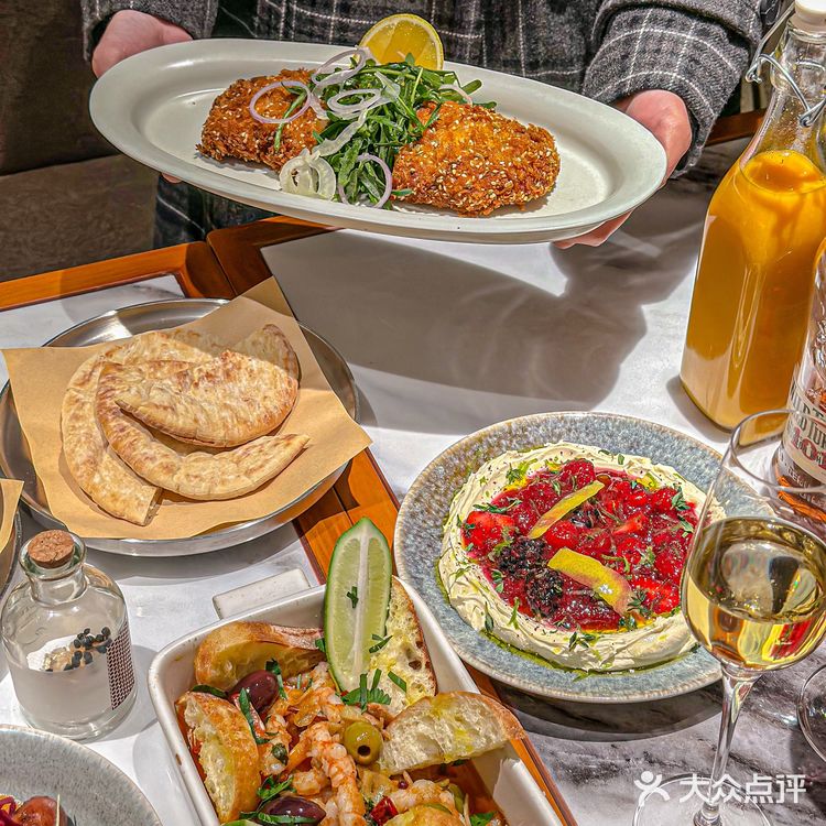 情侣必去的浪漫约会餐厅✨🥂就在黎黄陂路❗️  