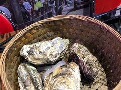 -蚝堡海鲜·威海菜·海肠捞饭·烧烤·亚洲吃蚝公司(幸福门店)