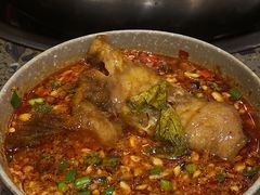 -肖肖酸萝卜鱼火锅(总店)