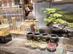 -金马门国际美食百汇(珞喻路店)