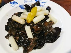 凉拌黑木耳-董厨煨汤馆(车站路店)