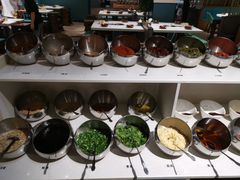 自助调料区-贵府酸汤牛肉火锅·贵州老字号(飞山街店)