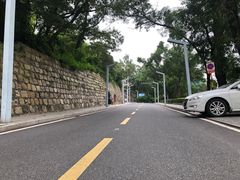 -彳亍咖啡·这里(水湾路店)