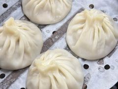 -莱莱小笼·乔艾