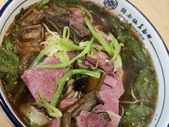 -镇南锅盖面馆(解放路店)