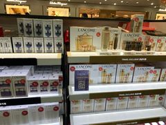 -日上免税行(浦东机场五店)