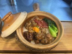 -煲仔皇腊味煲仔饭(经四万达店)
