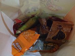 -来伊份(星湖街店)