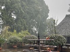 -峨眉山报国寺