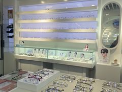 -浮光眼镜·蔡司视觉合作·数字验配中心(陆家嘴店)