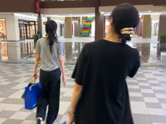 -宁波杉井奥特莱斯广场
