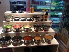自助调料区-销魂美蛙鱼头火锅(上海首店)