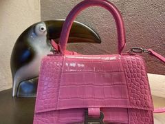 -BALENCIAGA(恒隆广场店)