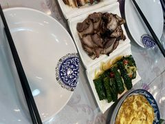 香酱热肘子-傅记酱肉