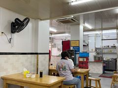 大堂-牛味十足传统美食(凤凰西街店)