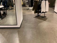 -ZARA(恒隆广场店)