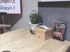 -极有家小鱼小鸡石锅煲(佳兆业店)