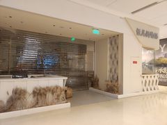 -LuOne凯德晶萃广场(徐家汇路店)