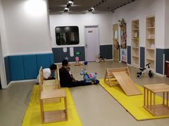 -小象托育