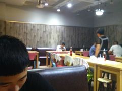 大堂-真真鲜馄饨店(启蒙路店)