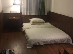 -拖板鞋咖啡旅行酒店(春熙路地铁站店)