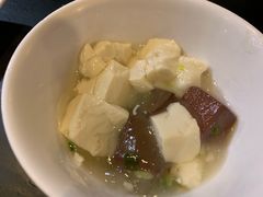 鸭血豆腐-我去·春饼文化主题餐厅(国定路总店)