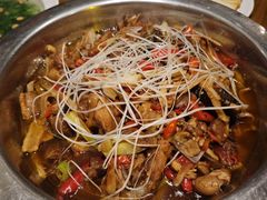 -弓虽昌焖烧鸡(大竹林店)