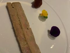 鸭肝坯塔配慢火蜜枣-AZUR聚(香格里拉饭店)