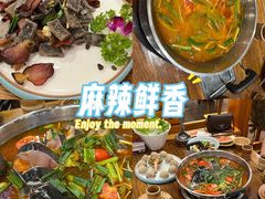 -亮欢寨酸汤鱼(沙冲路店)