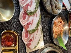-红泥小火炉·东北泥炉烤肉(天一旗舰店)