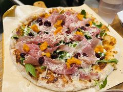 -玛格萝妮比萨屋(四平店)