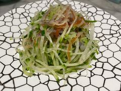 萝卜丝拌海蜇-蝶园·装修中(BFC外滩金融中心店)