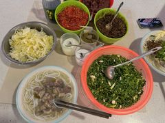 -小倪羊肉米线馆