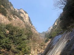 -罗田薄刀峰风景区