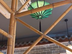 -湘西小馆(滨河路店)