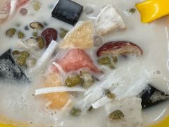 招牌椰奶清补凉-于春正宗椰奶清补凉炒冰