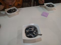 -梧州双钱龟苓膏(丽港航母店)