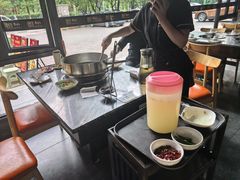 -老船舫·现做活鲜鱼馆(东郊记忆店)