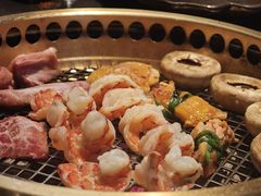 -铭牛烧肉·和牛海鲜自助(高新月牙湖店)
